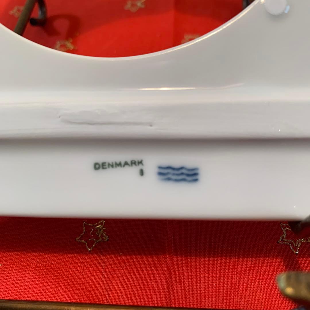 ロイヤルコペンハーゲン　ビンテージの1982年の陶器の記念の写真入れ額！