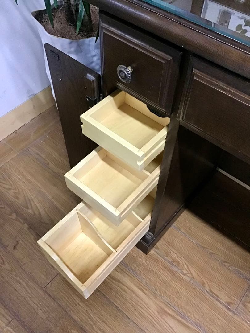 Sally♪☆管993☆カリモク☆ドマーニ☆クイーンズライフドレッサー