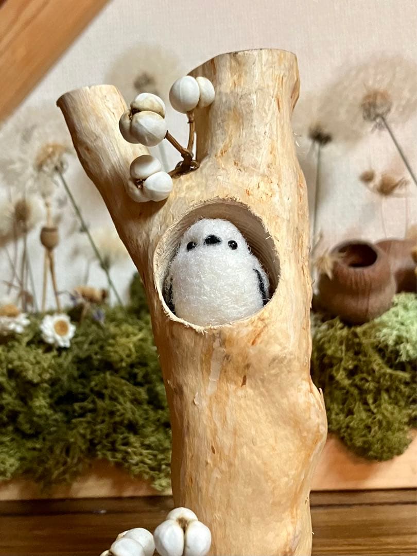 羊毛フェルト　シマエナガ