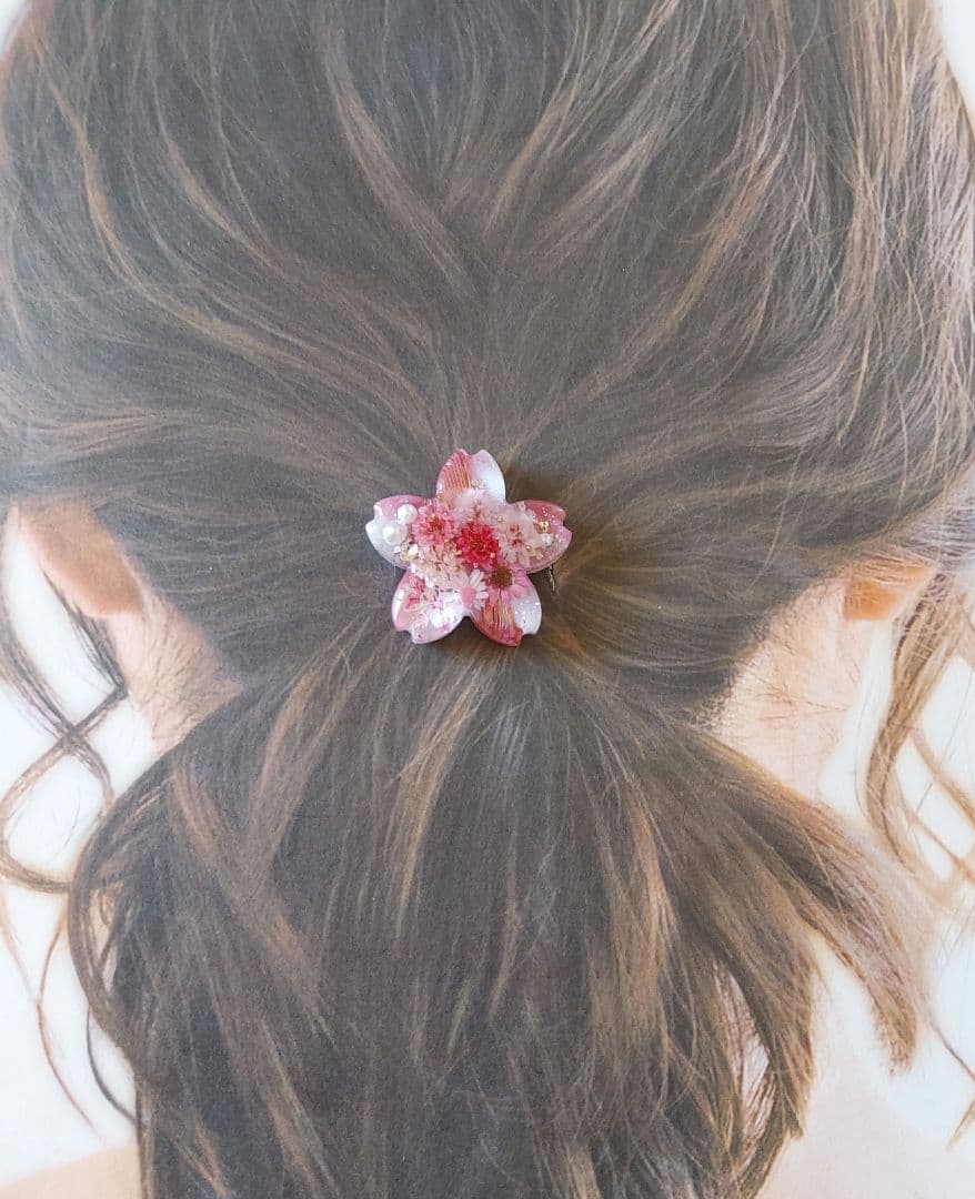 【1055】レジン　桜　ヘアゴム　ポニーフック　ブロ―チ　ハンドメイド