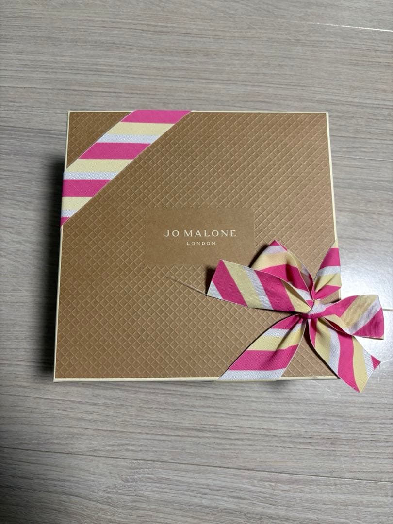 JO MALONE LONDON ラズベリーリップル コロン　限定ボックス