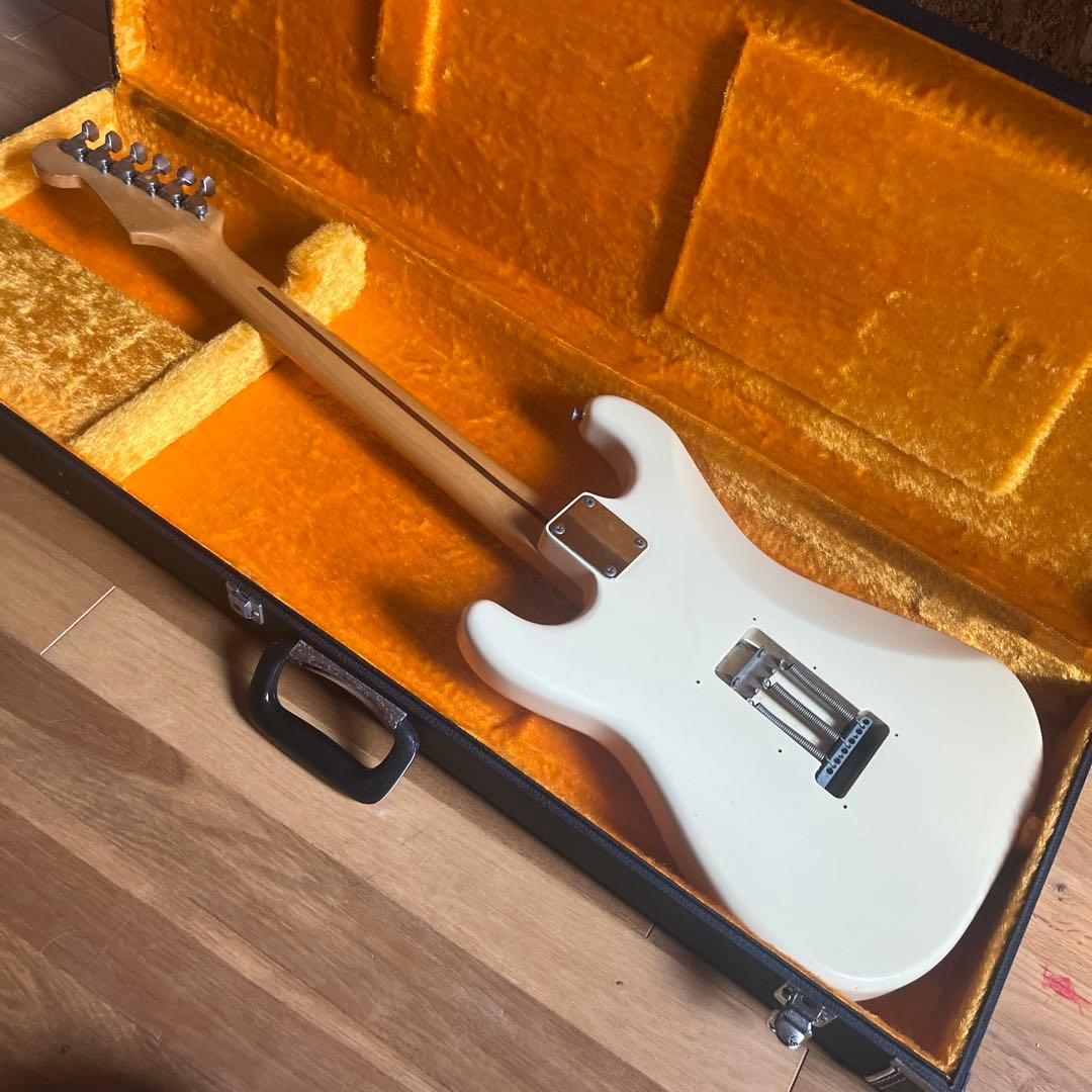 Fender japan ストラトFシリアル　フジゲン　1986 3.4kg