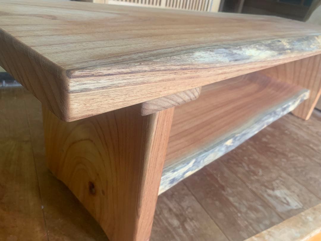 送料込、長期保管セール品♦︎無垢材(栴檀)サイドテーブル、TVボード