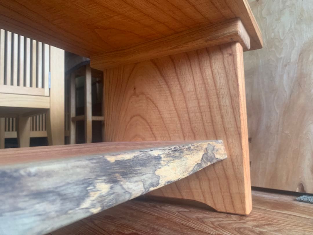 送料込、長期保管セール品♦︎無垢材(栴檀)サイドテーブル、TVボード