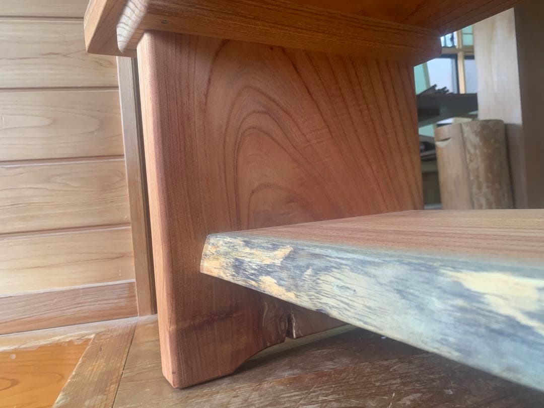 送料込、長期保管セール品♦︎無垢材(栴檀)サイドテーブル、TVボード