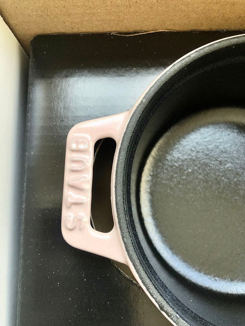 【新品】ストウブ ピコココットラウンド10cm ソルベローズ(生涯保証付)