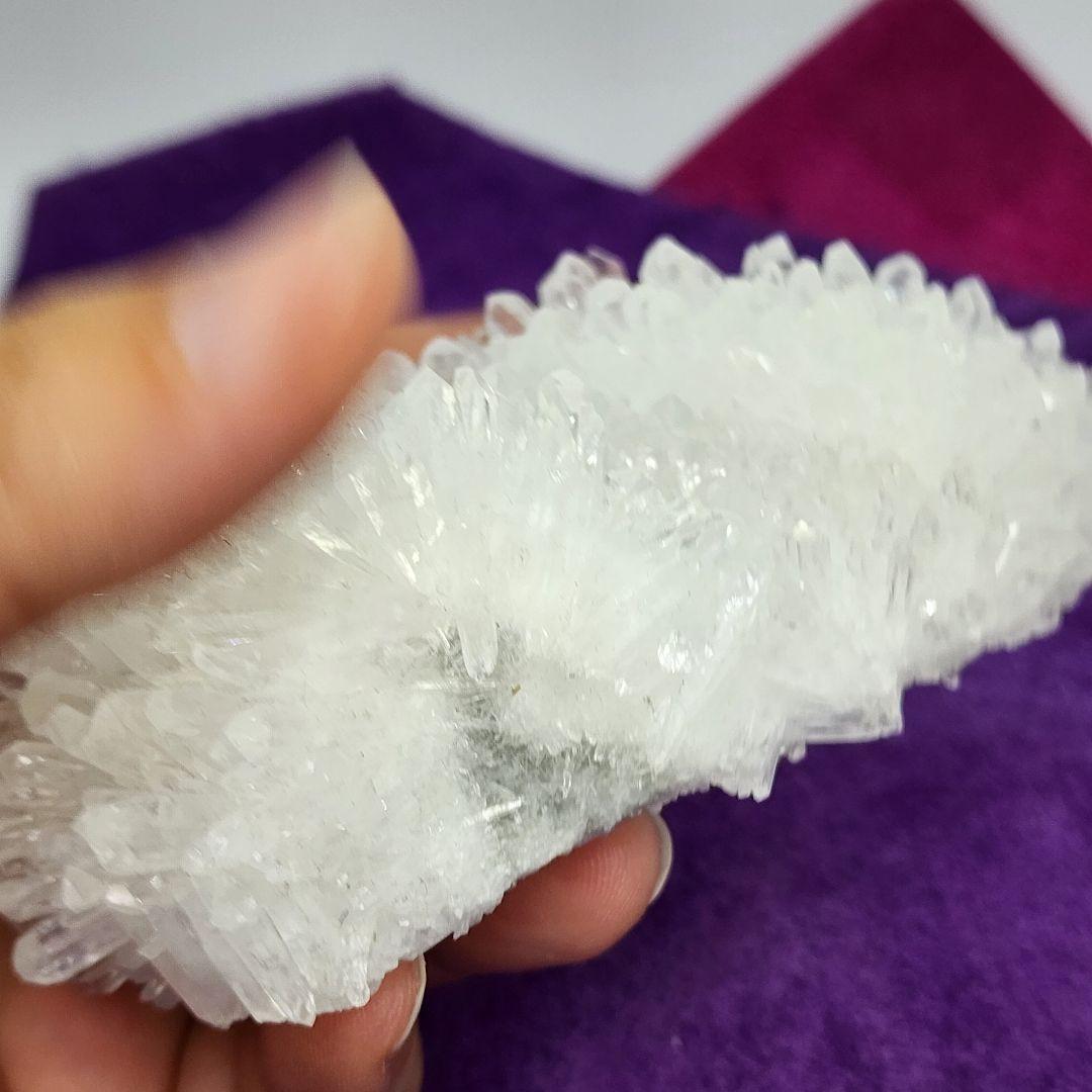 一点物の自然芸術！美しい菊花水晶クラスター 癒しのエネルギーを宿した希少品