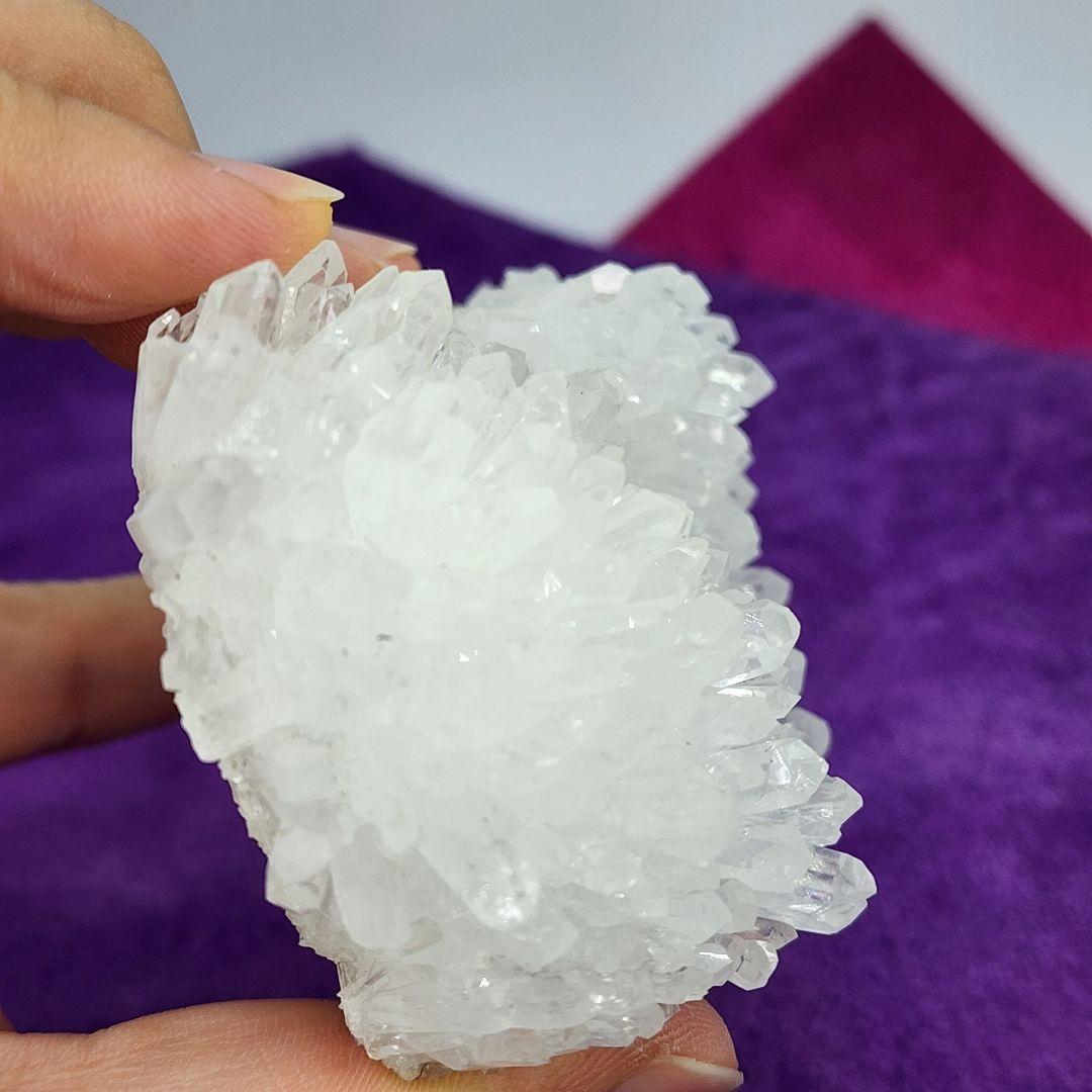 一点物の自然芸術！美しい菊花水晶クラスター 癒しのエネルギーを宿した希少品