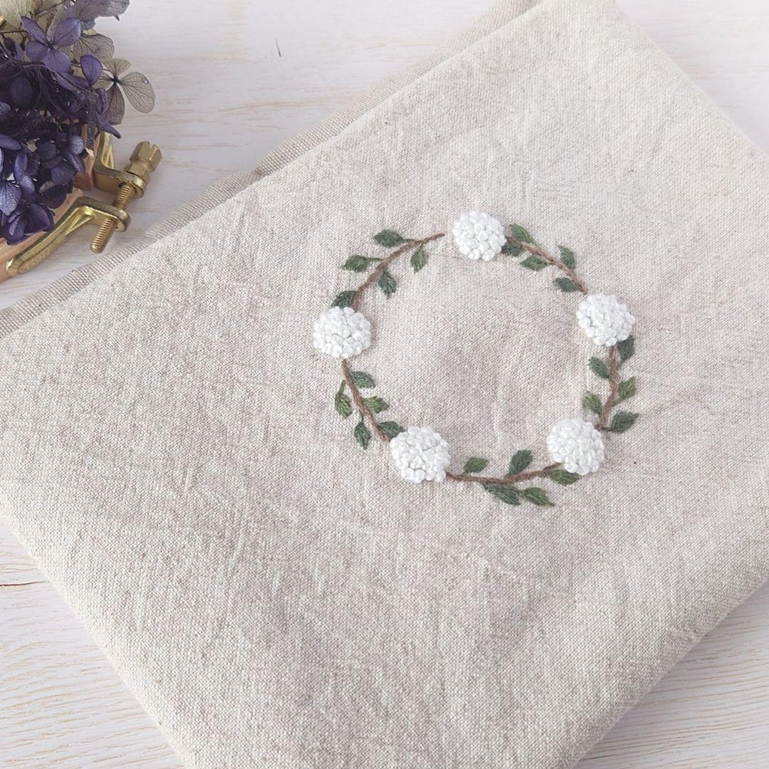 【専用】手刺繍入あずき/小豆のお腹ピロー【こでまり】