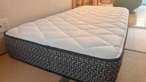 Sealy シーリーマットレス　シングルサイズ　エッセンシャル