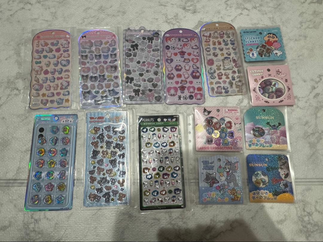 ボンボンドロップシール うるちゅるポップシール サンリオ ディズニーたまごっち