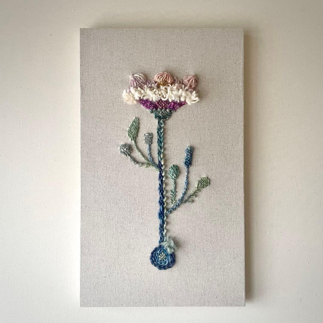 【一点もの】『手紡ぎ糸のお花. a'』手刺繍ファブリックパネル