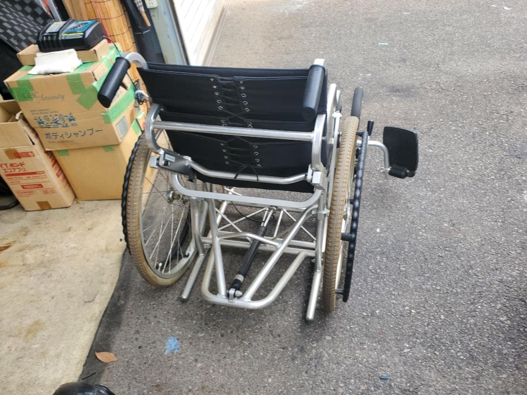 日進医療器株式会社 座席昇降機能付き 車椅子 トライメイトN ☆