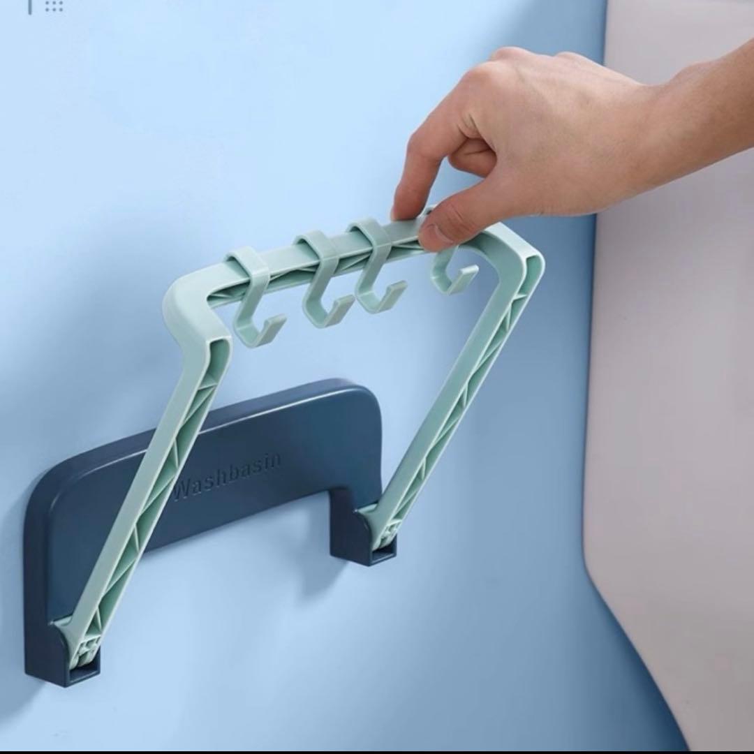 お風呂　ラック　フック　壁掛け　吸盤　強力　賃貸　洗面器　掃除用具　タオルかけ