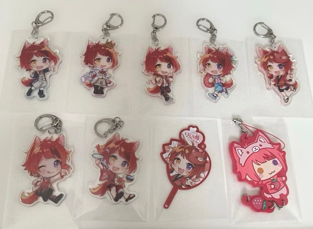 すとぷり 莉犬くん アクリルキーホルダー ラバーストラップ うちわ