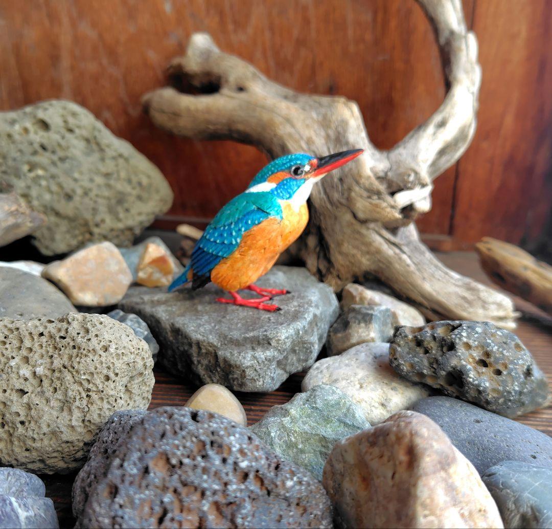 小さなバードカービング カワセミ 野鳥 木彫り フィギュア