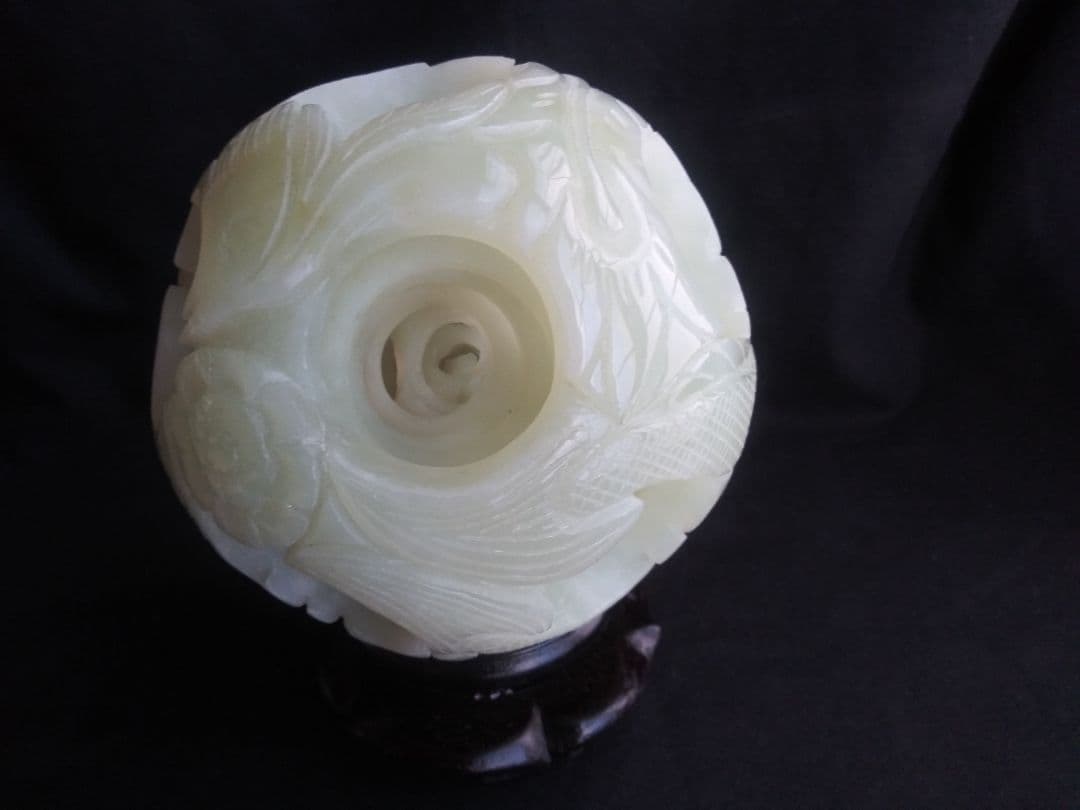 岫玉　多層球(7層)　中国工芸品　置物　NO.441