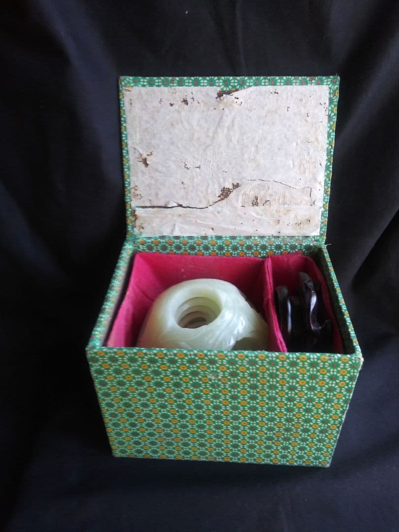 岫玉　多層球(7層)　中国工芸品　置物　NO.441