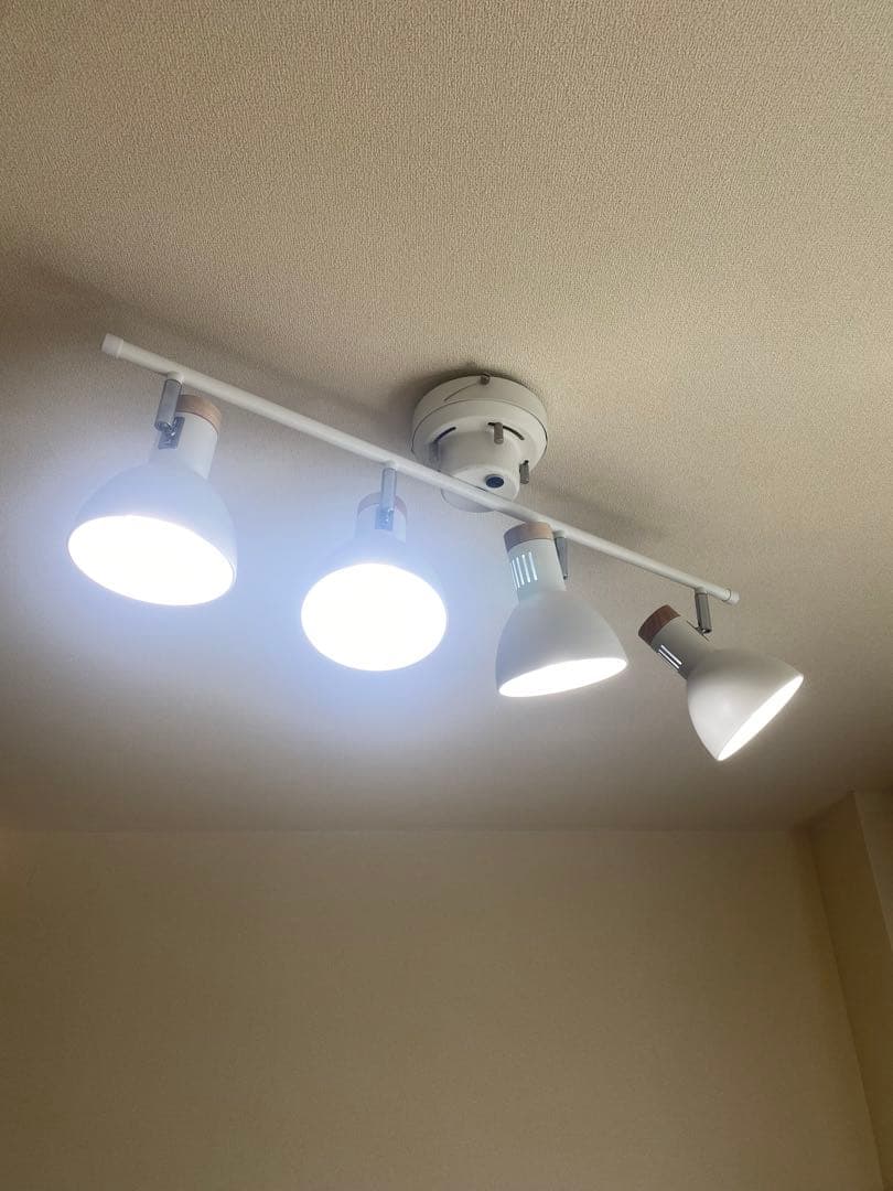 セール中！》【電球付き】ニトリ おしゃれ シーリングライト メストロ