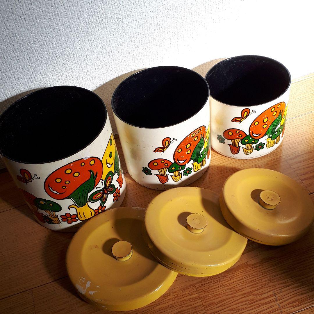 1960年代 米国ビンテージ ロイヤルテリーきのこ柄キャニスター３こセット