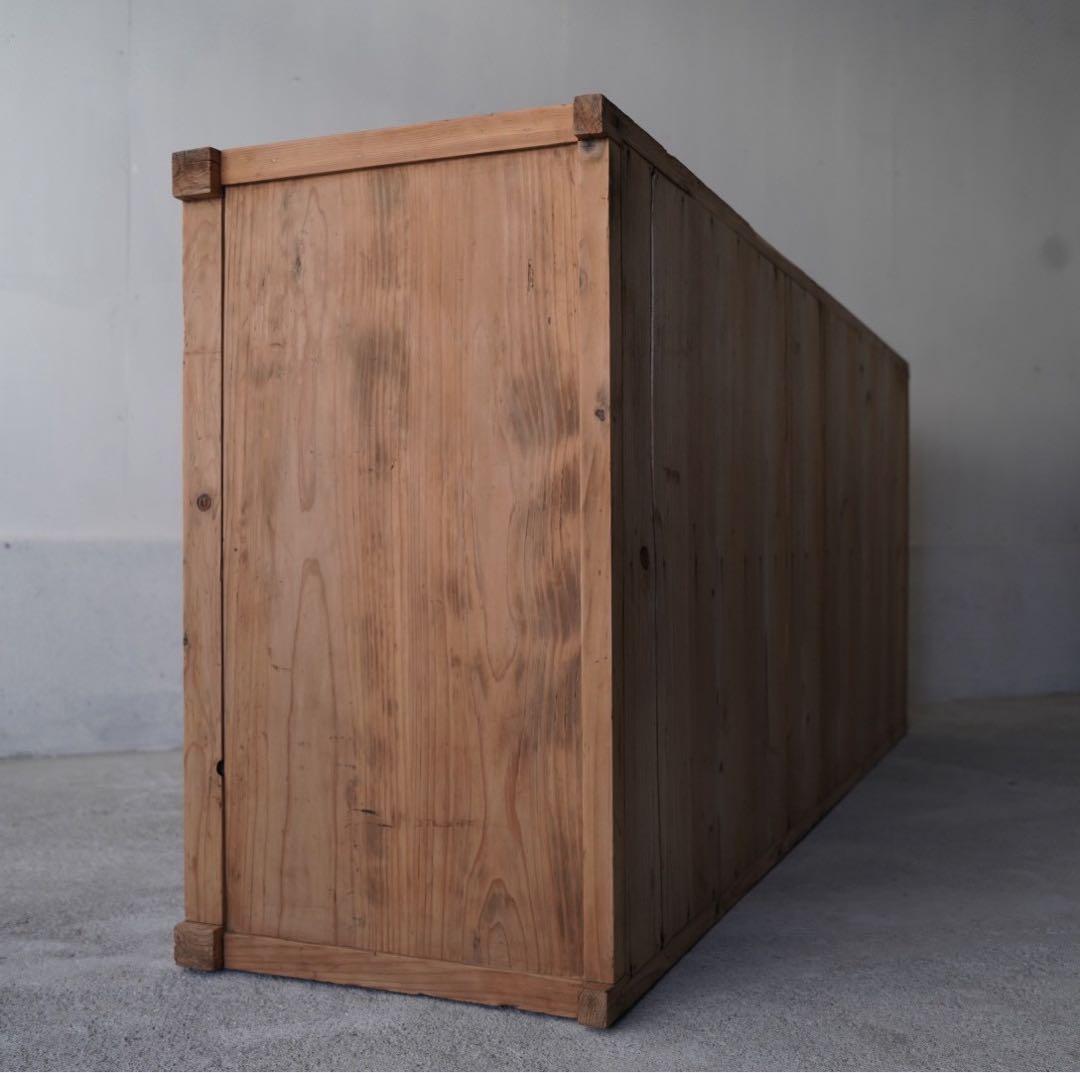 食器棚カウンター