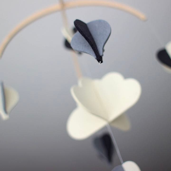 ベッドメリー＆木製アーム　気球　雲　おしゃれ