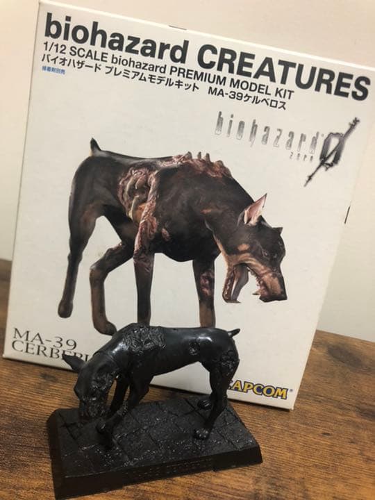 ゾンビ犬 フィギア - メルカリ