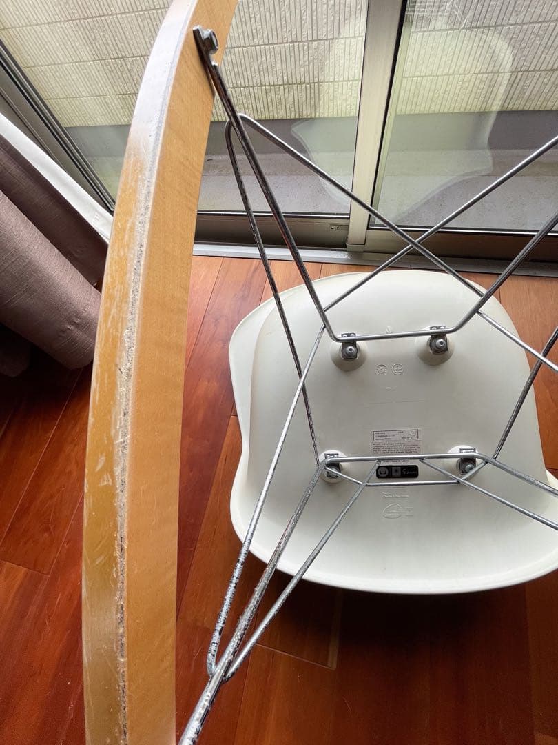 ハーマンミラー アームシェル ロッカーベース ホワイト サイドシェル