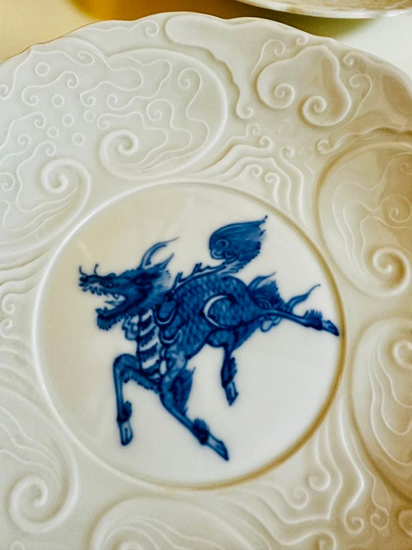 古伊万里　骨董　麒麟　白磁　中皿　珍品　2枚