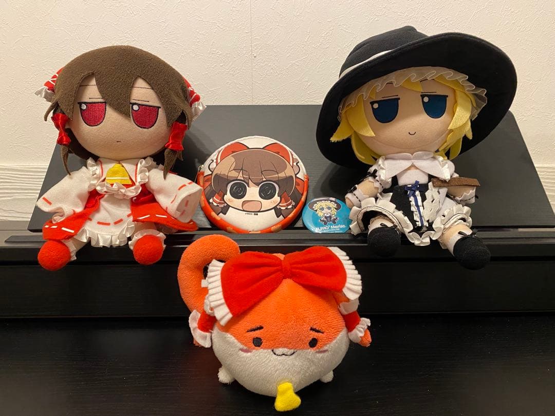 【中古20cm】東方Projectぬいぐるみふもふも霊夢　魔理沙　缶バッジセット