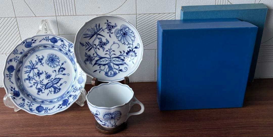 マイセン　ブルーオニオンカップ&ソーサー　プレート　18㎝　トリオ　3点セット