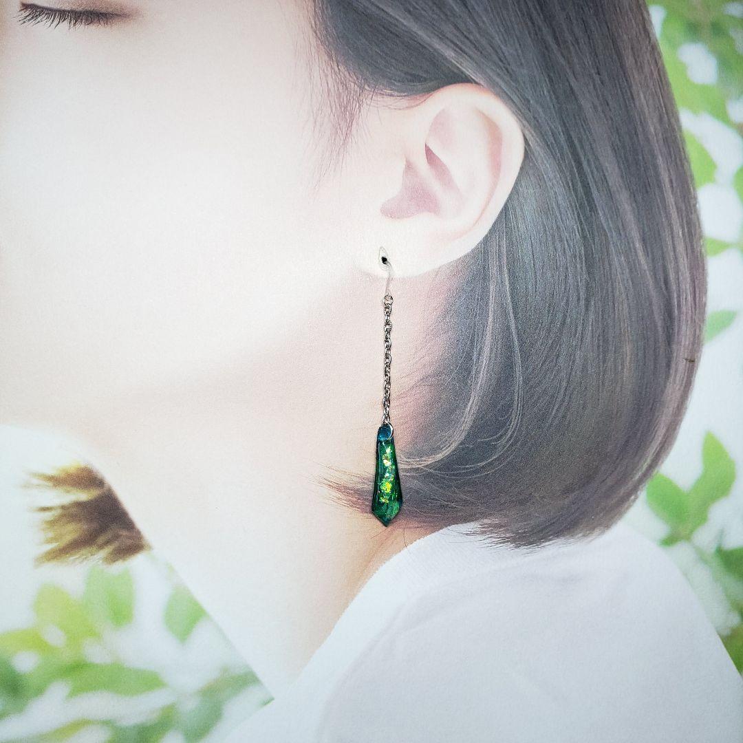 No.58-A　ハンドメイド☆チェーン☆剣型☆ピアス・イヤリング(グリーン)