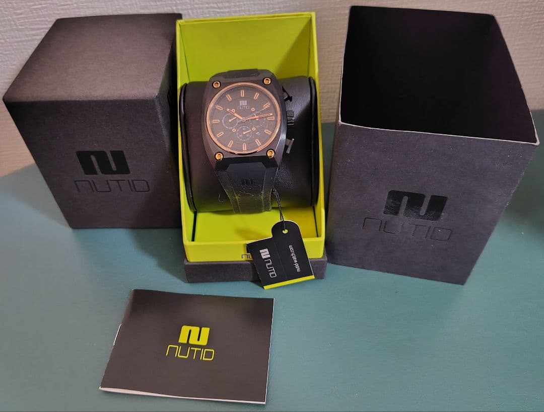 ★本物★極美品 完品 廃盤 限定モデル長渕剛さんnutid ヌーティッド時計!!