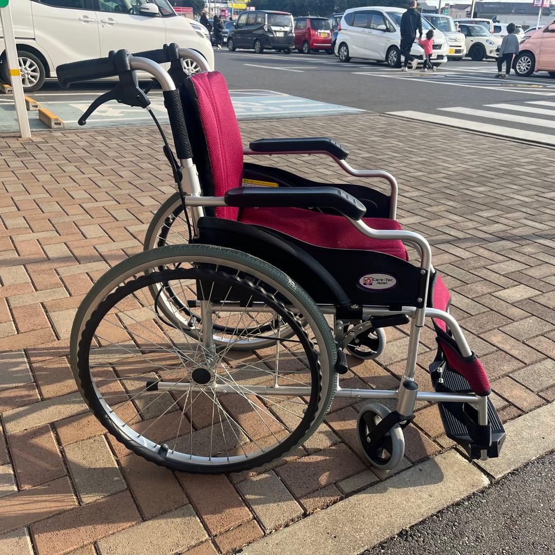 美品 Care-Tec 車椅子 CA-10SU レッド 折りたたみ 自走式