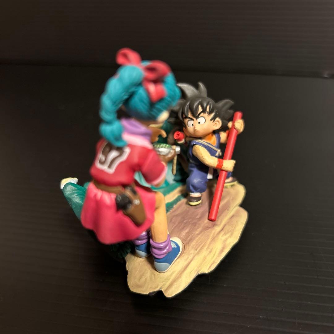 ドラカプ　孫悟空とブルマ　ドラゴンボールカプセルフィギュア