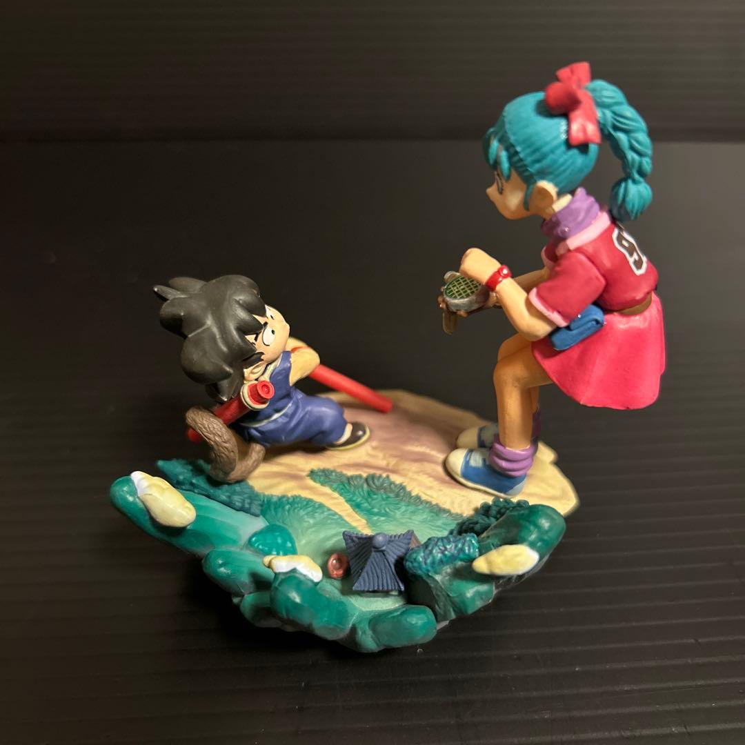 ドラカプ　孫悟空とブルマ　ドラゴンボールカプセルフィギュア