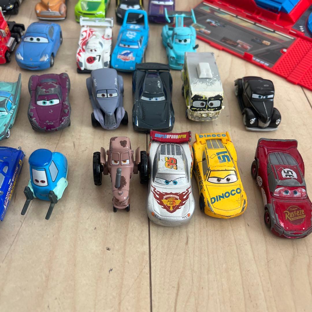 トミカ　カーズ　まとめ　ディズニー　車