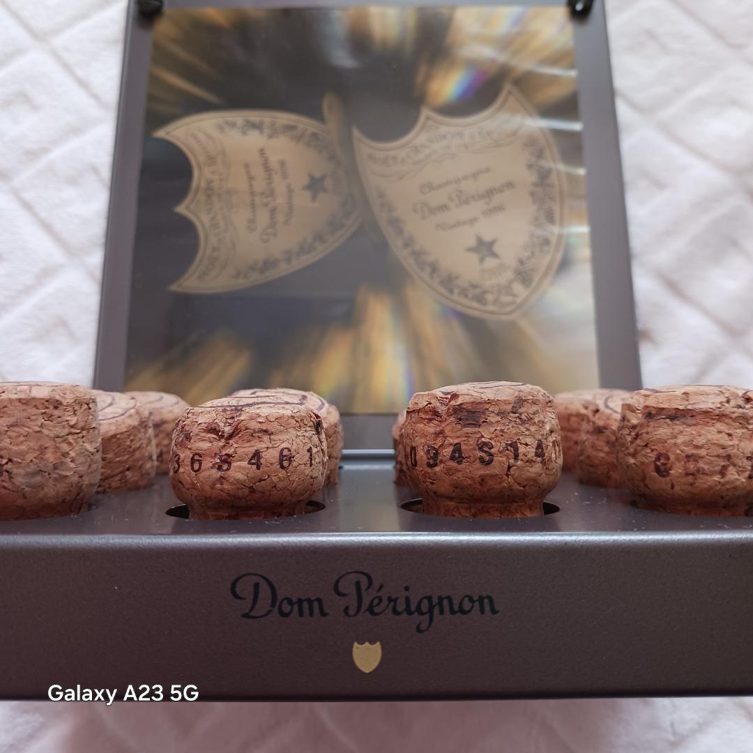 ドンペリ 非売品 2点セット コルクディスプレイ シルバーカフス