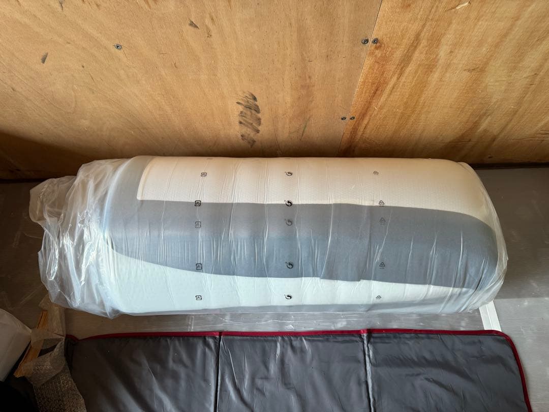 新品　エマ・ハイブリッド　ダブルサイズマットレス　終売商品