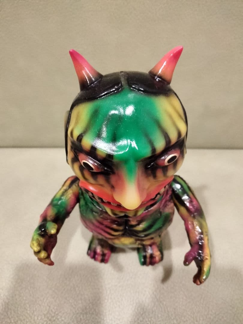 ソフビ　NAGG NAGNAGNAG 暴力原人　izumonster ナマナリ