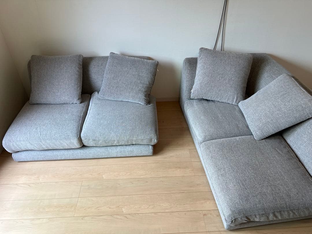 グレー コーナーソファ 4クッション付き