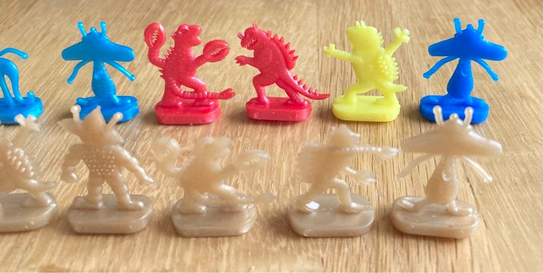 コリス フエラムネ おまけ おとこの子用 食玩 ペラ怪獣 台座怪獣 怪獣