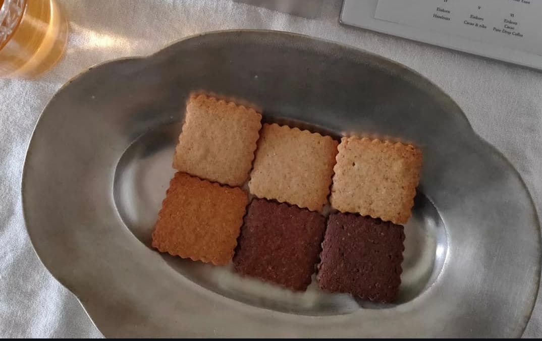 安藤雅信　オランダ四弁オーバル輪花皿 L（白マット釉）新品