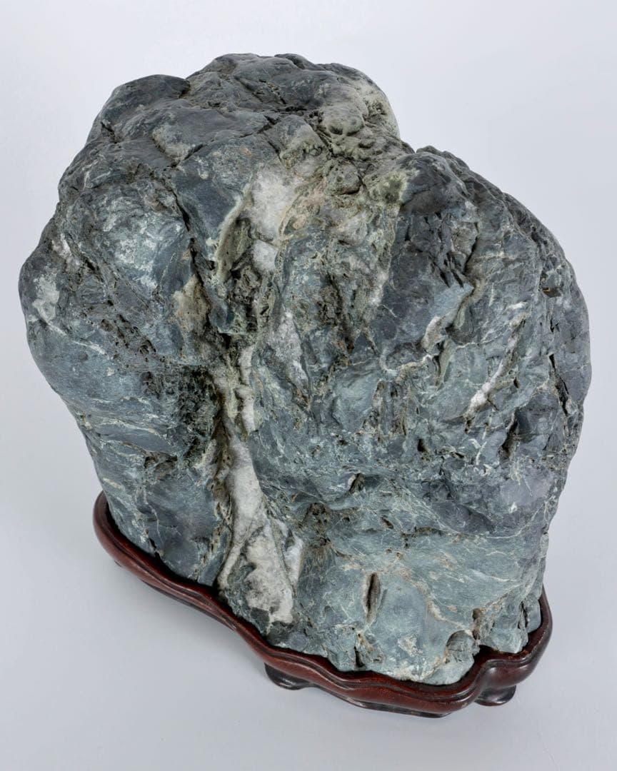 滝石 水石 添景 在銘台座付 12.5kg 盆石 鑑賞石 天然石 遠山石 飾石