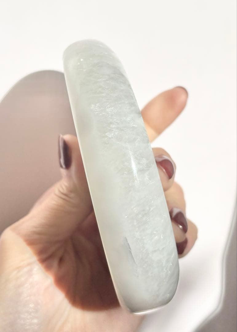 《希少・高品質✰》二回結晶の白月✧シュガークォーツ月型・台座付　クリアクォーツ