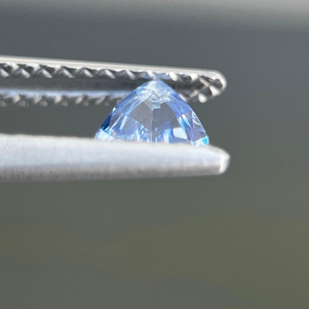 スリランカ産非加熱天然ブルーサファイアルース