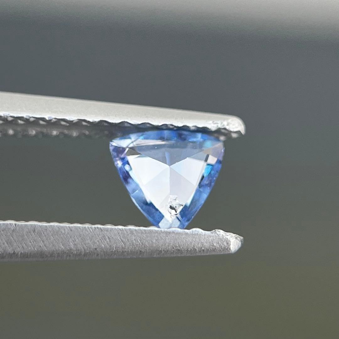 スリランカ産非加熱天然ブルーサファイアルース