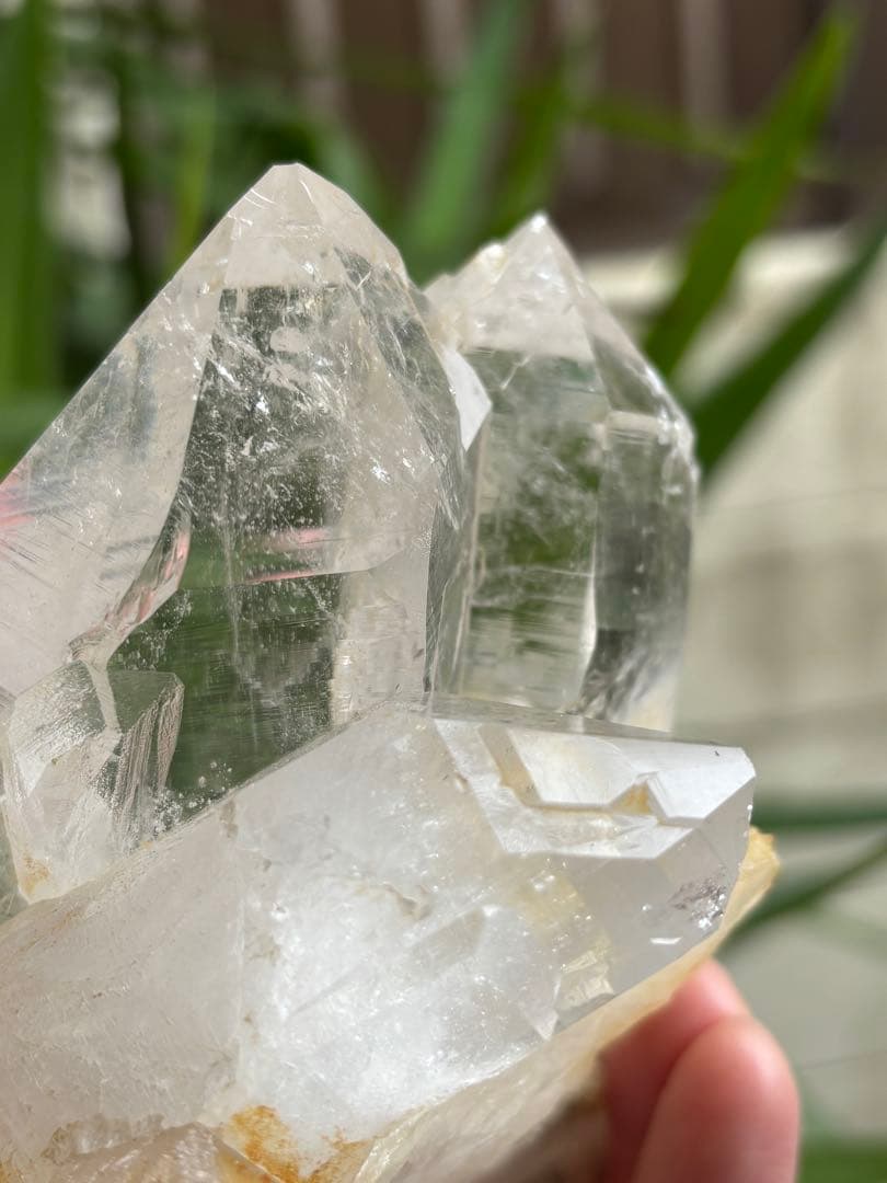 インド　ヒマラヤ　ヒマチャルプラデーシュ産　水晶クラスター　675g 姿良し