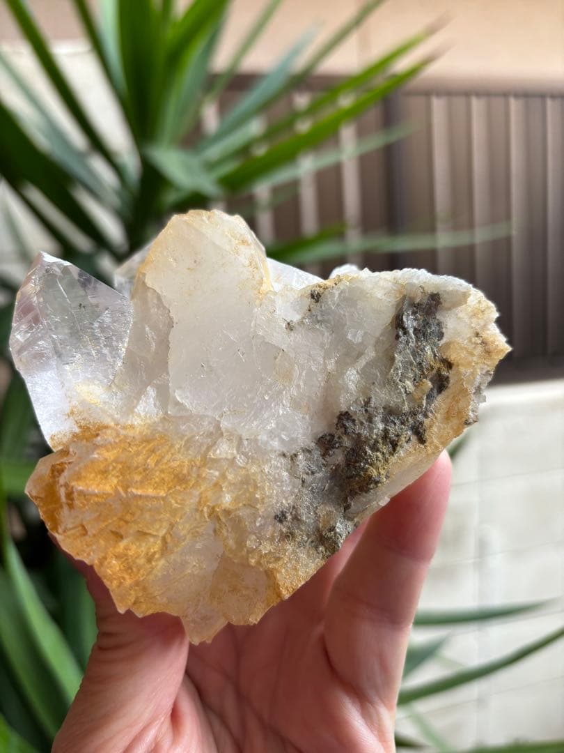 インド　ヒマラヤ　ヒマチャルプラデーシュ産　水晶クラスター　675g 姿良し