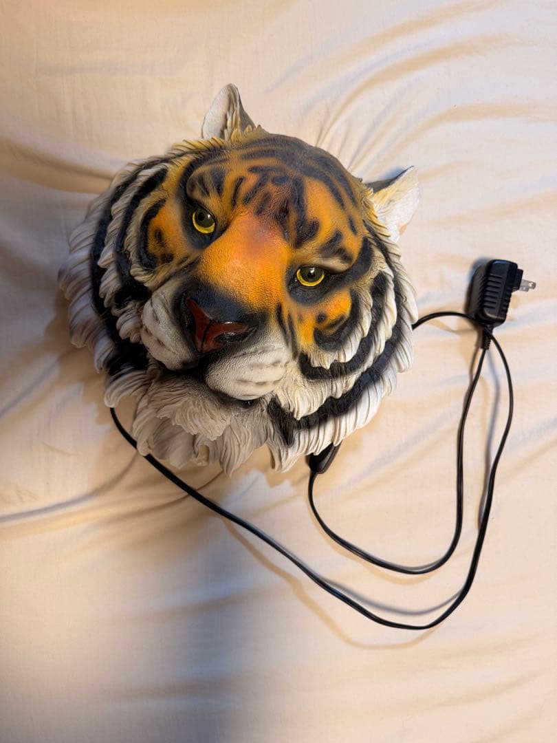 VINTAGE タイガーヘッド壁掛けライト